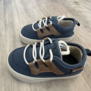 Oshkosh baby slip on